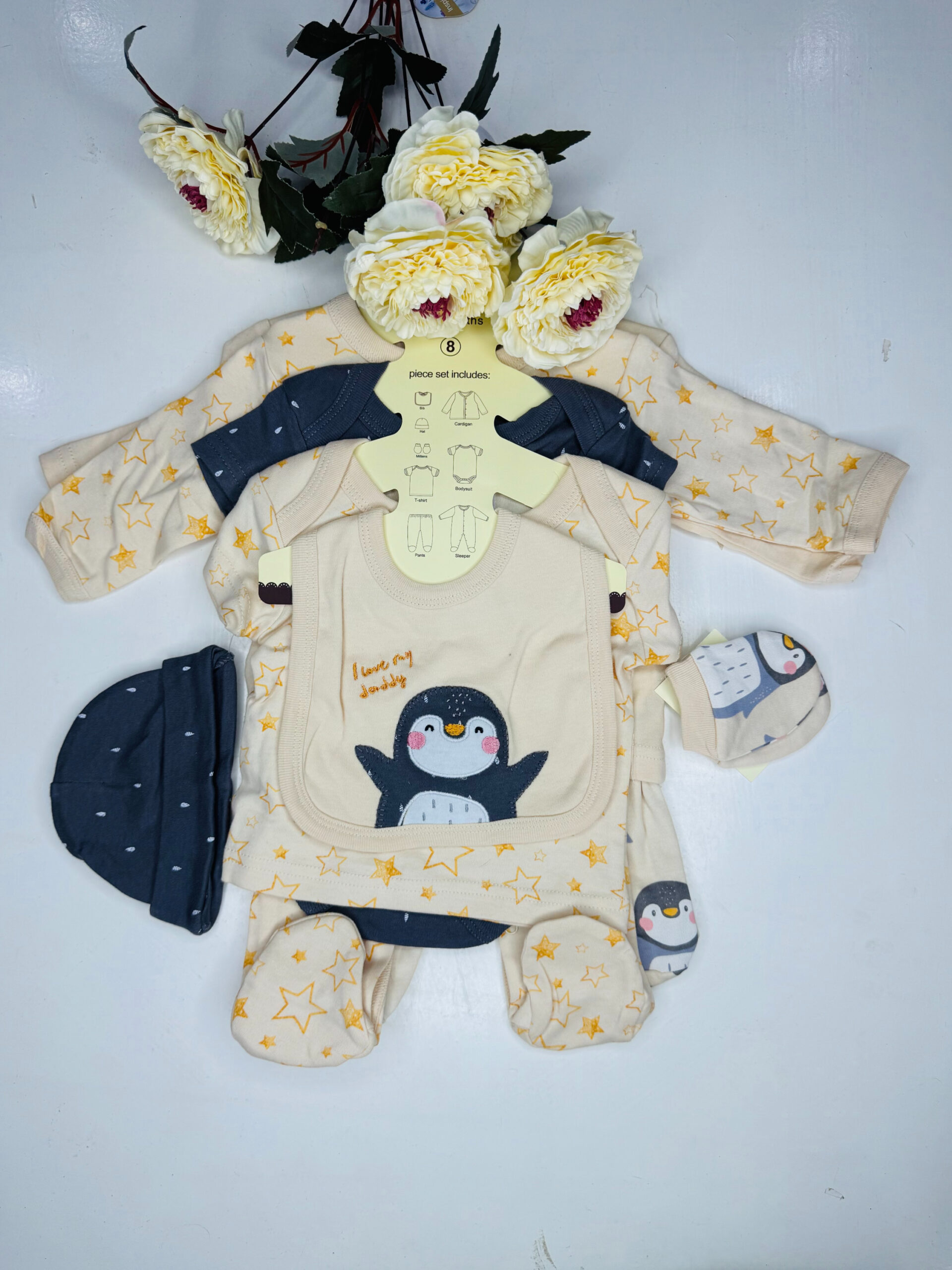 2839a5_d0790b877fb144478c8f3f74201af8femv2.jpg Ensemble 8pcs little buck – Image 1