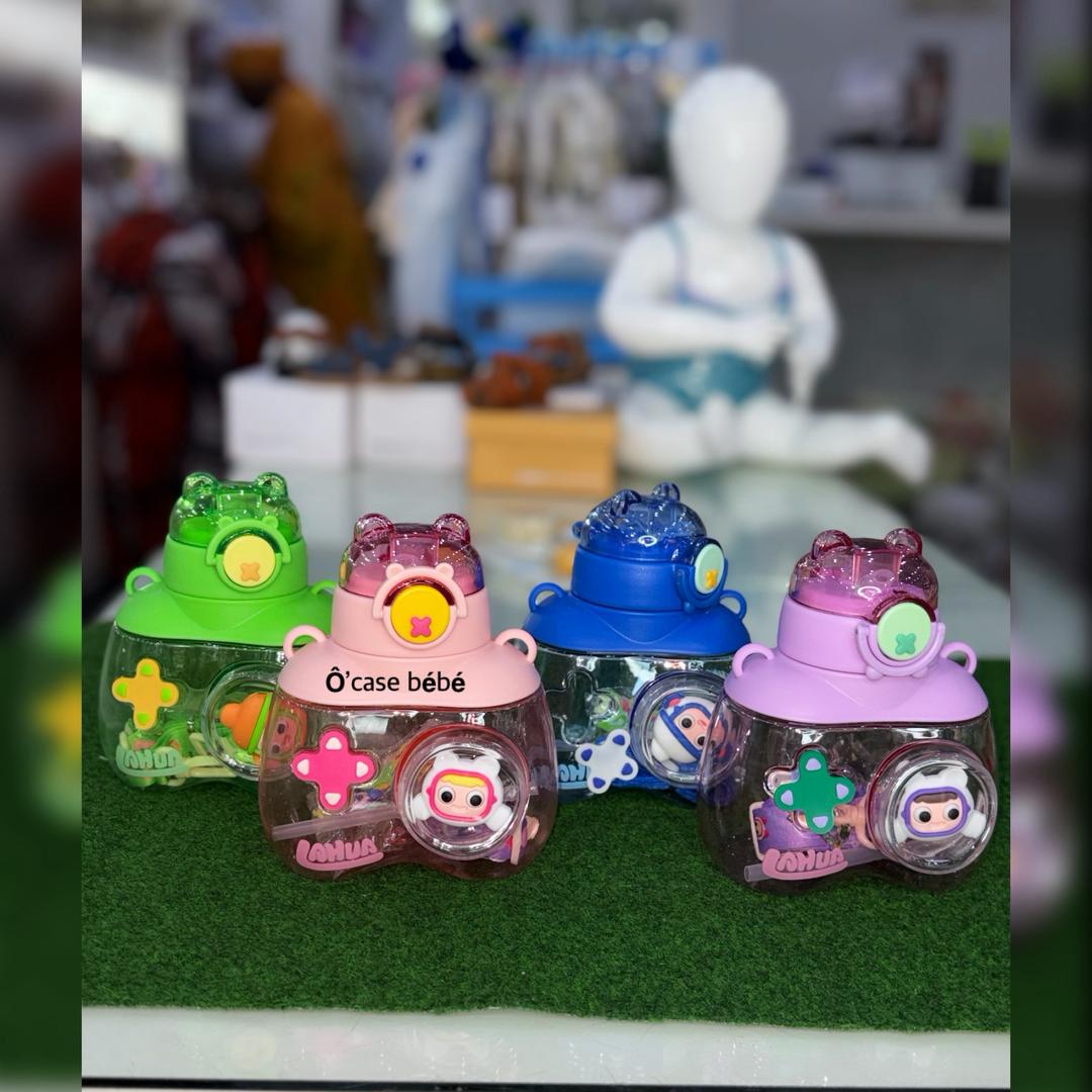 2839a5_e094eeee2a2244f5a73f27e2380cd2e1mv2.jpg Gourde Lahua – Image 1