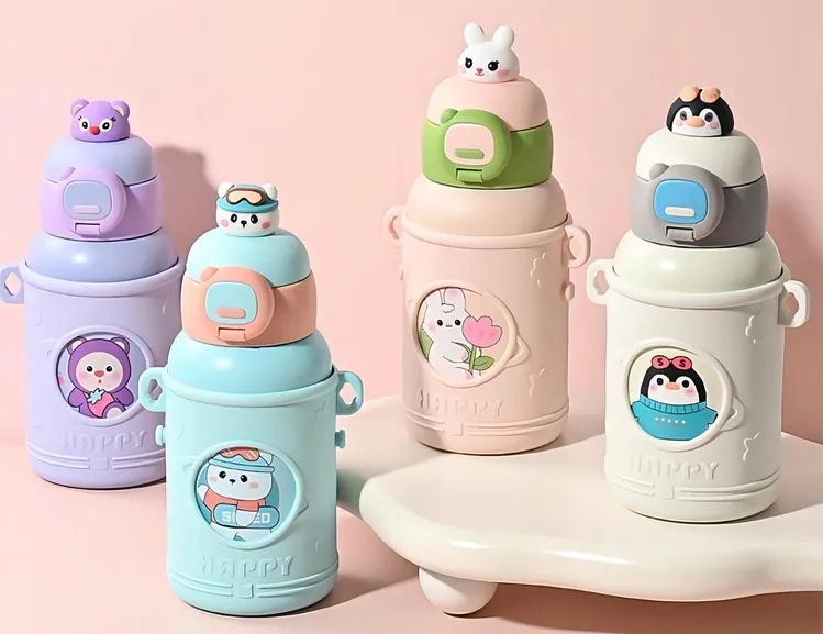 2839a5_fa5cbbe994aa44e5ae0cf03b16282a25mv2.webp Gourde Lucky sanly – Image 1