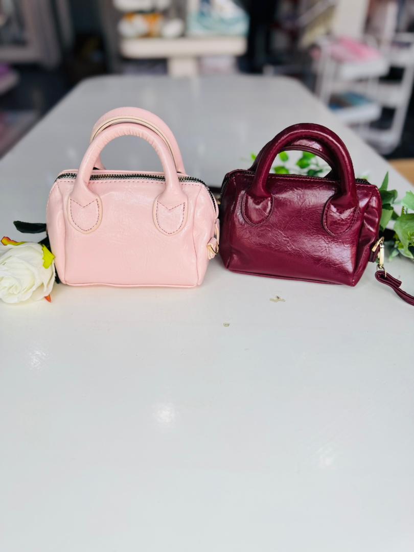 98f616_277b8c38e58a4009be2a5e4a7cb13f42mv2.jpg Sac enfants – Image 1