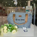 Sac à langer Nenny Baby bleu marine, spacieux et organisé, idéal pour parents actifs